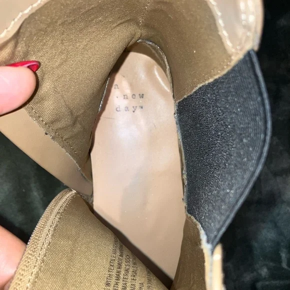 a new day Tan and Black Winter Boots - Picture 6 of 6